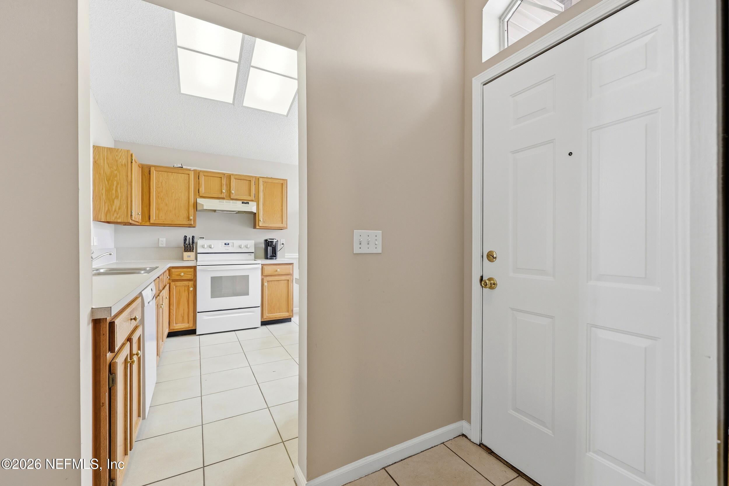 2856 SUTTON ESTATES Circle S