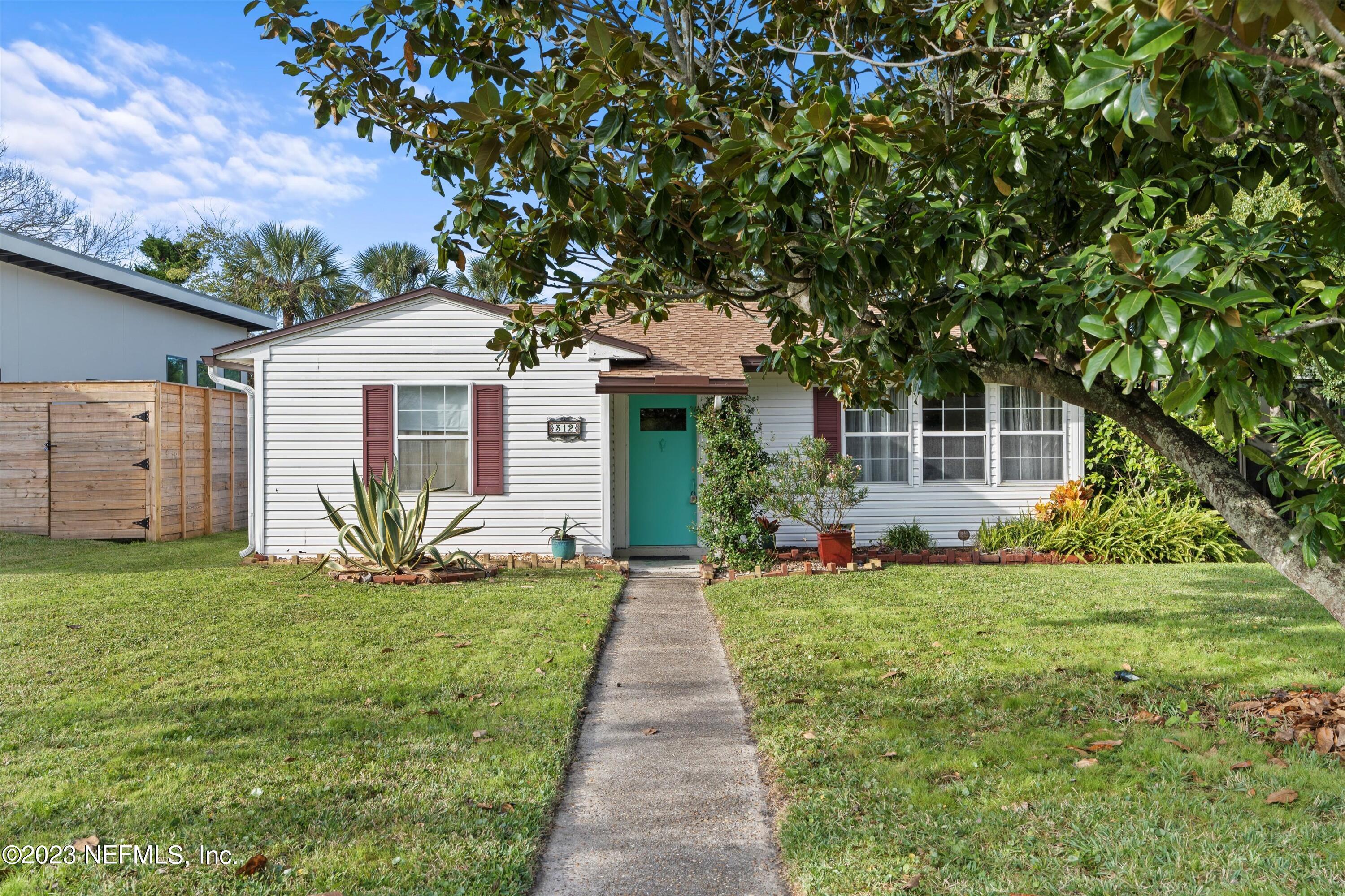 St Augustine, FL home for sale located at 312 Alcazar Street, St Augustine, FL 32080