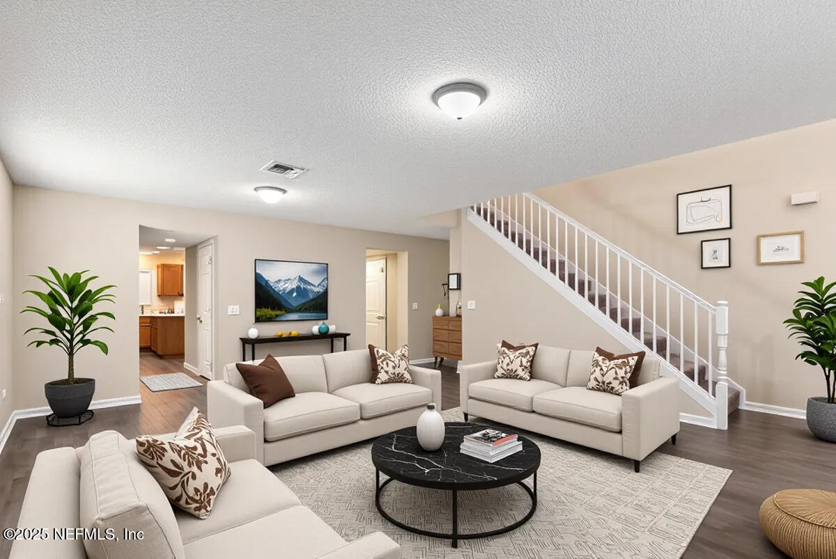 7078 SHADY PINE Court