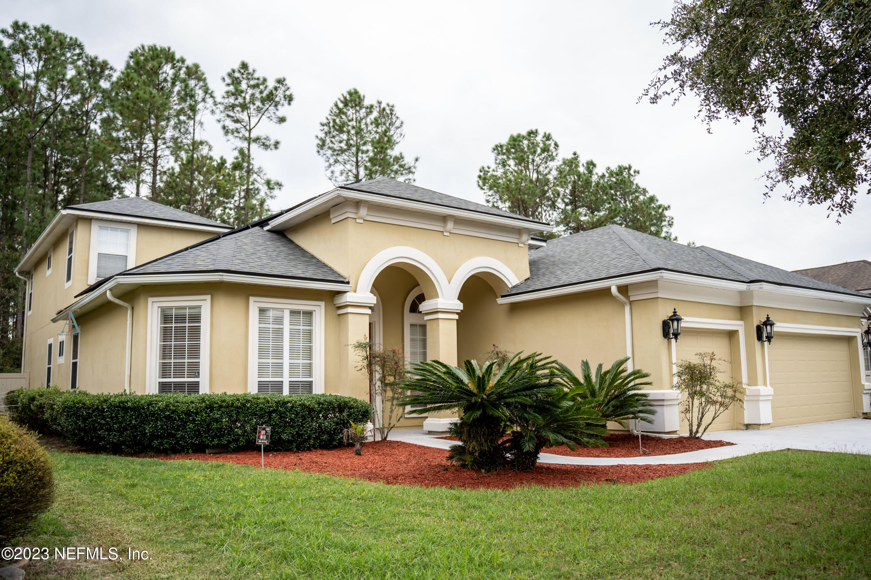Jacksonville, FL home for sale located at 6350 GREEN MYRTLE Drive, Jacksonville, FL 32258