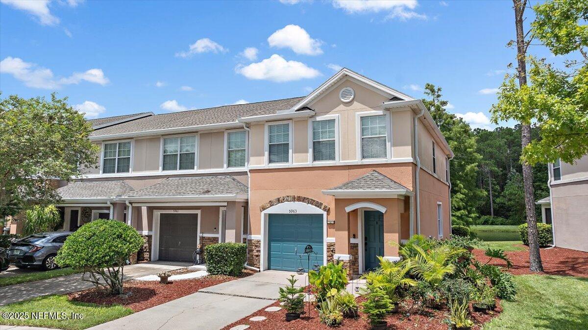 5963 PAVILION Drive