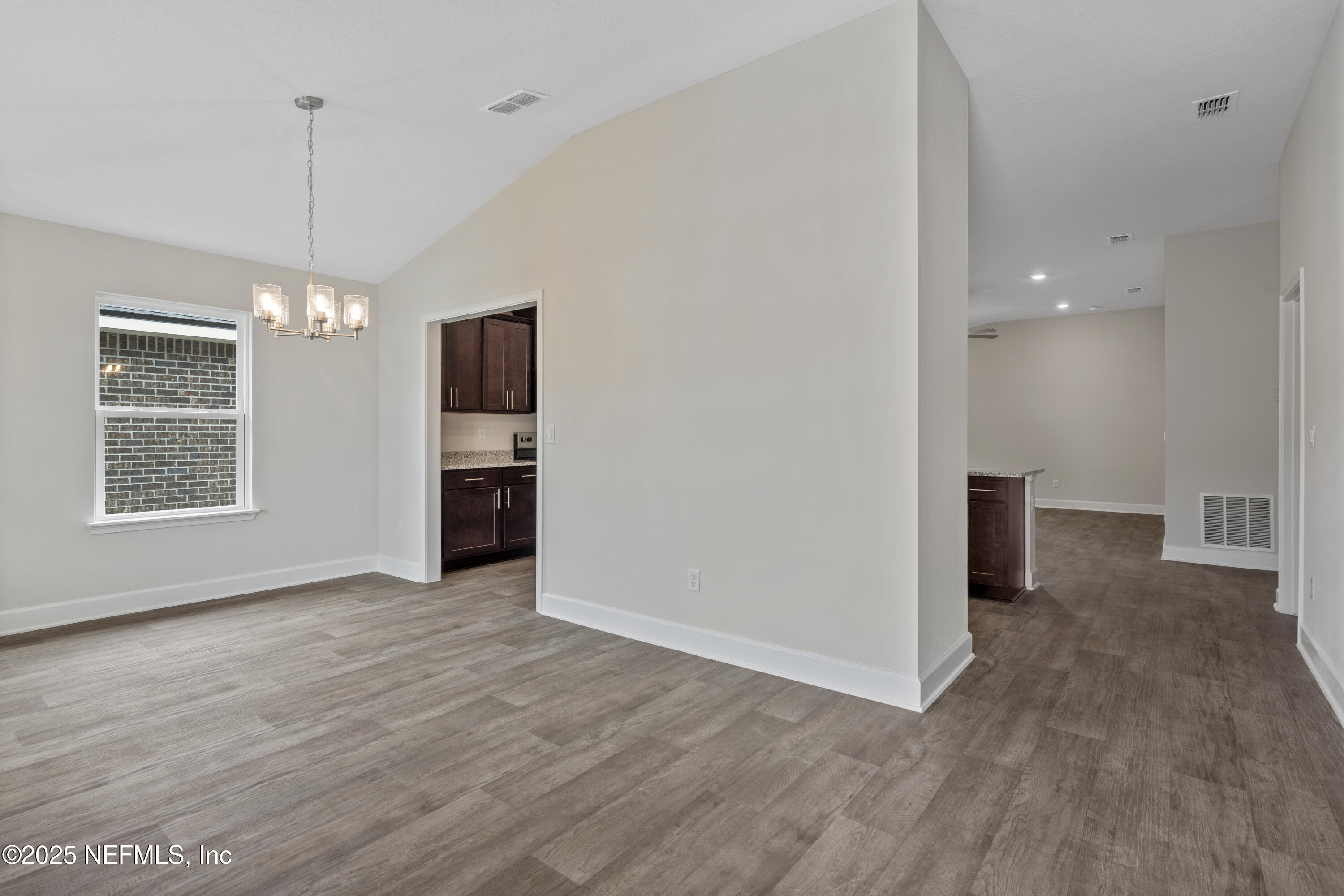 3123 FOREST VIEW Lane