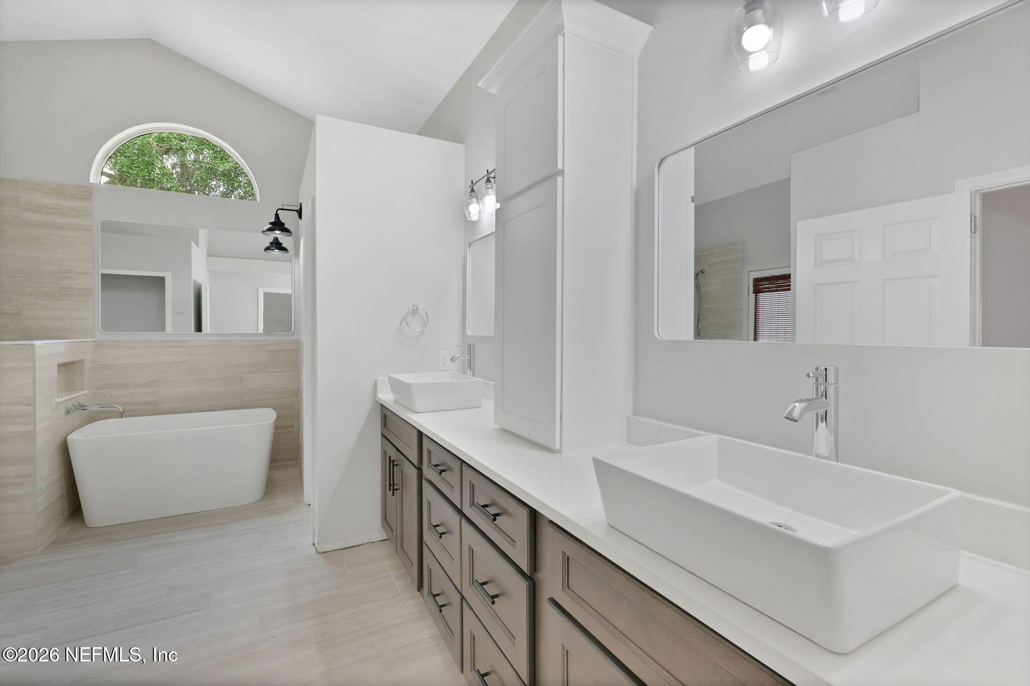 Neptune Beach, Florida, 32266, United States, 4 Bedrooms Bedrooms, ,3 BathroomsBathrooms,Residential,Active,2031786