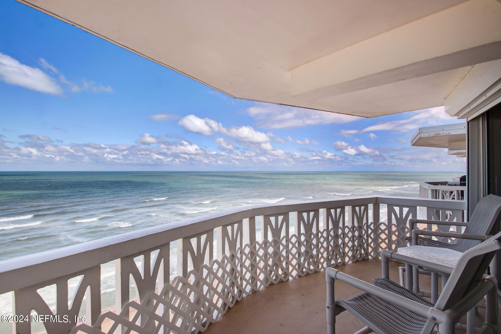 Ormond Beach, FL home for sale located at 1051 Ocean Shore Boulevard Unit PH4, Ormond Beach, FL 32176