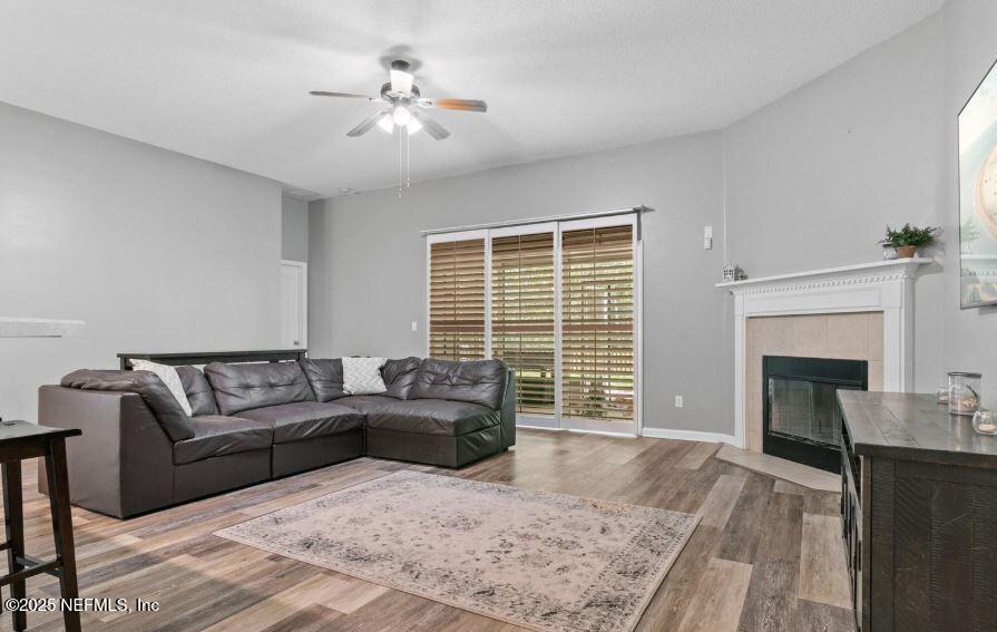503 APPLE CREEK Drive