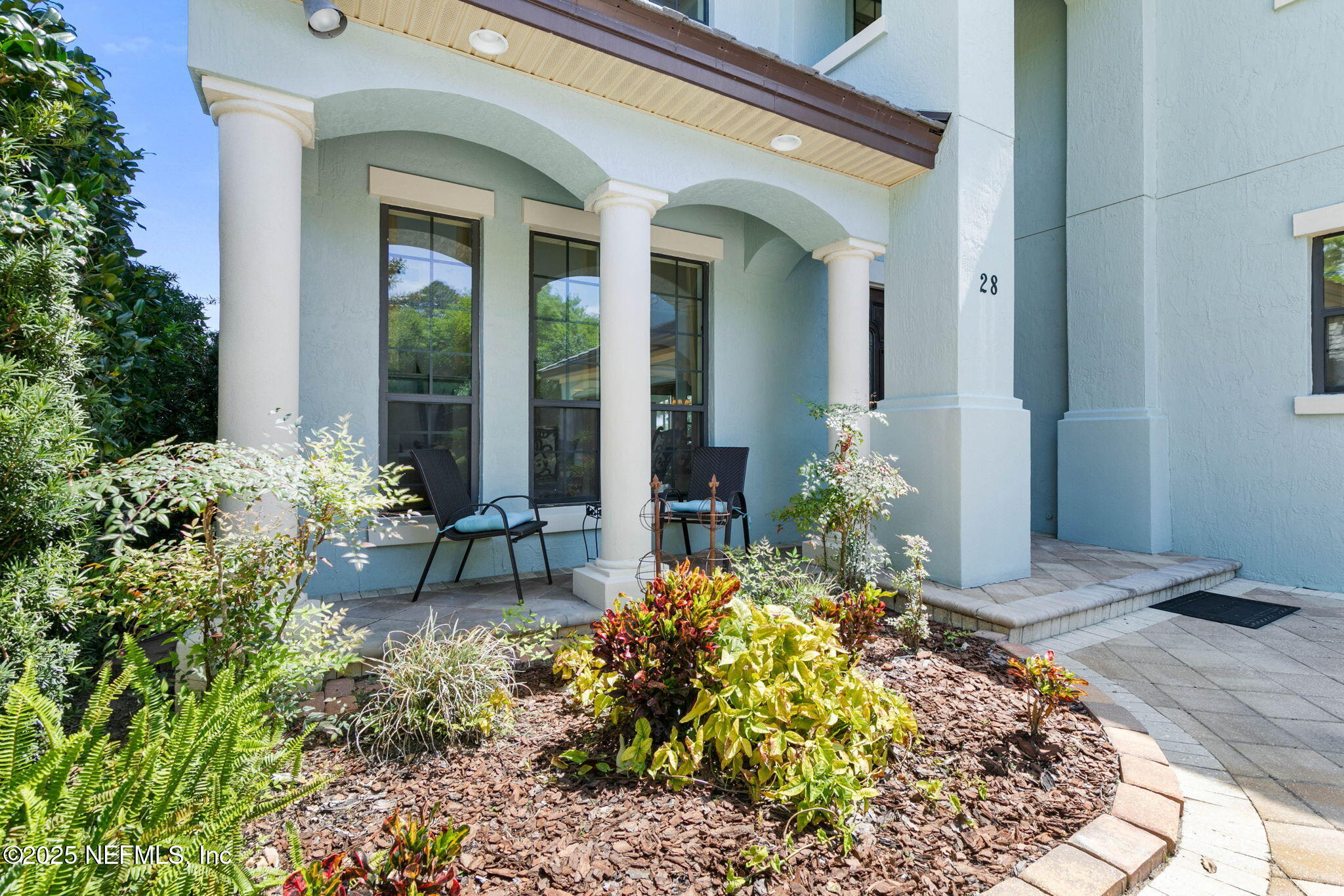 28 EMERALD LAKE Drive