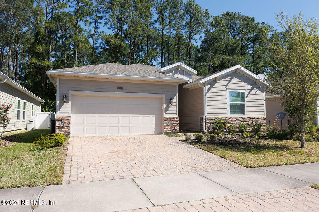 Jacksonville, FL home for sale located at 16150 BLOSSOM LAKE Drive, Jacksonville, FL 32218