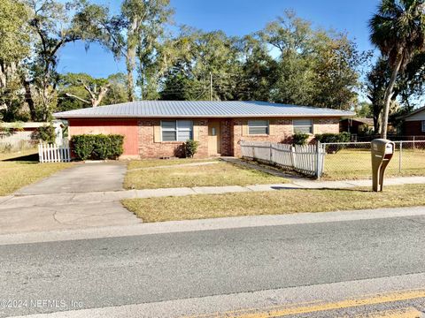 A home in Palatka