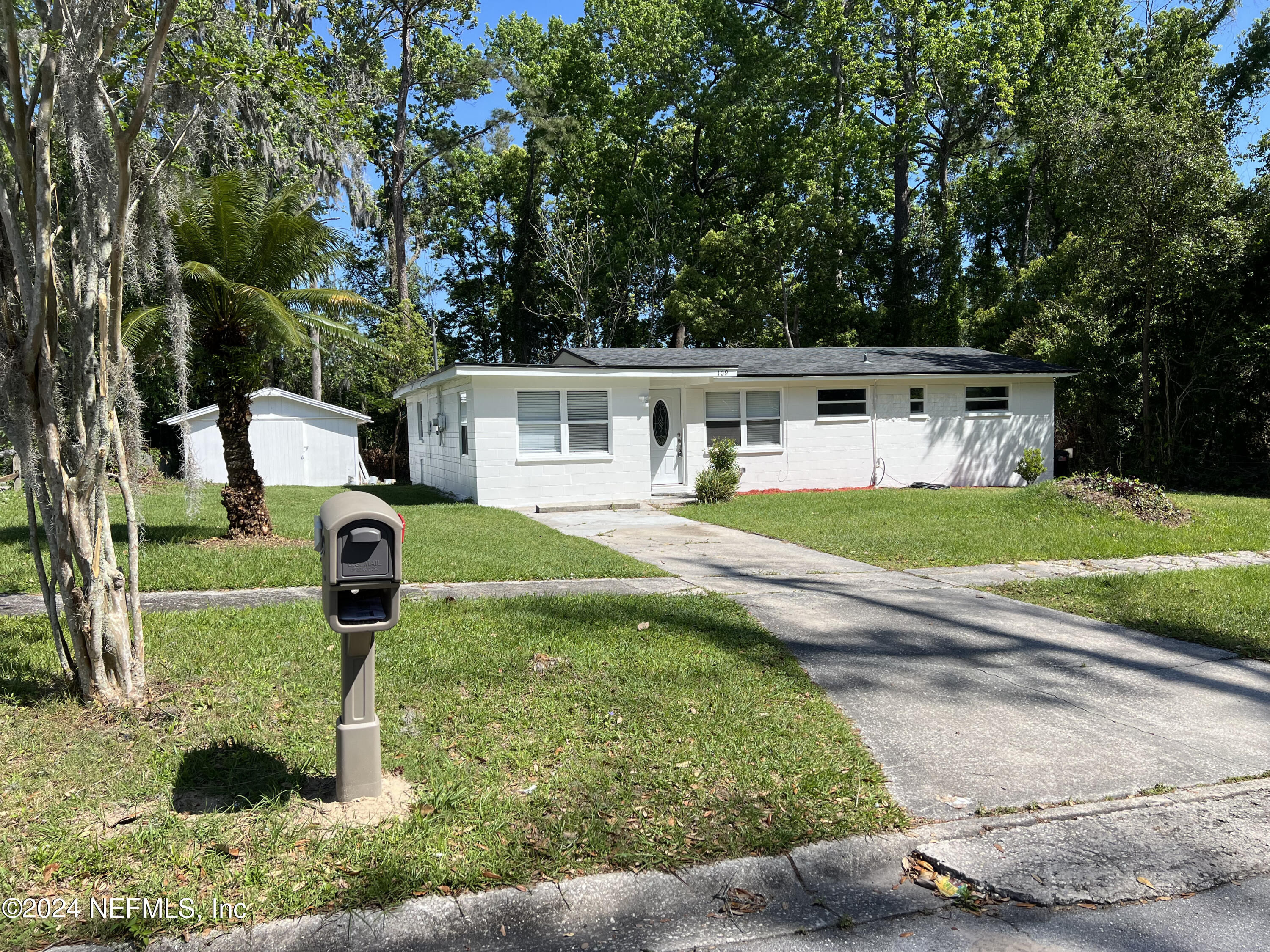 Orange Park, FL home for sale located at 109 CAROL Drive, Orange Park, FL 32073