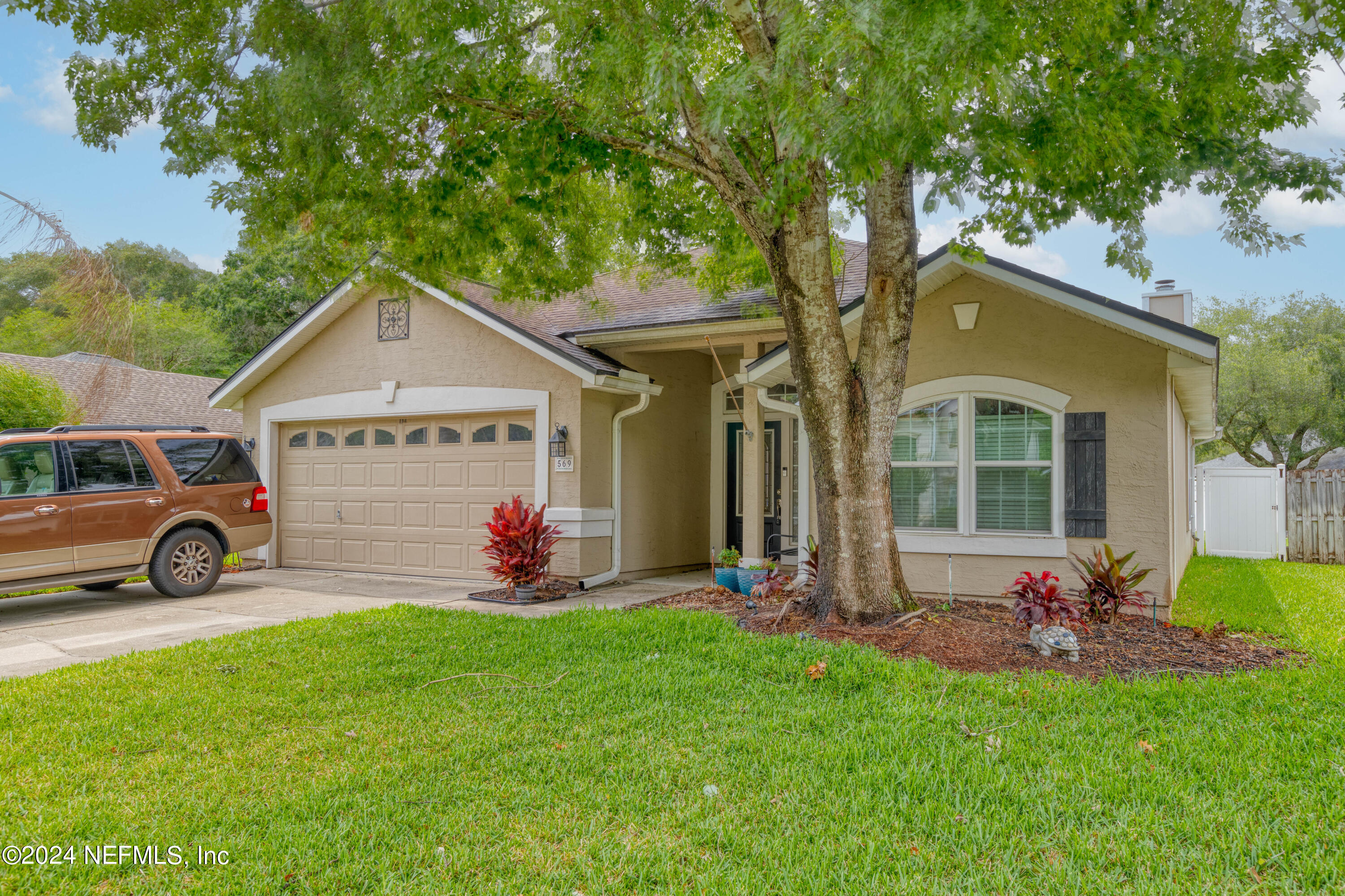 St Johns, FL home for sale located at 569 Redberry Lane, St Johns, FL 32259