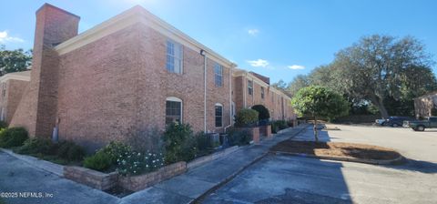 A home in Jacksonville