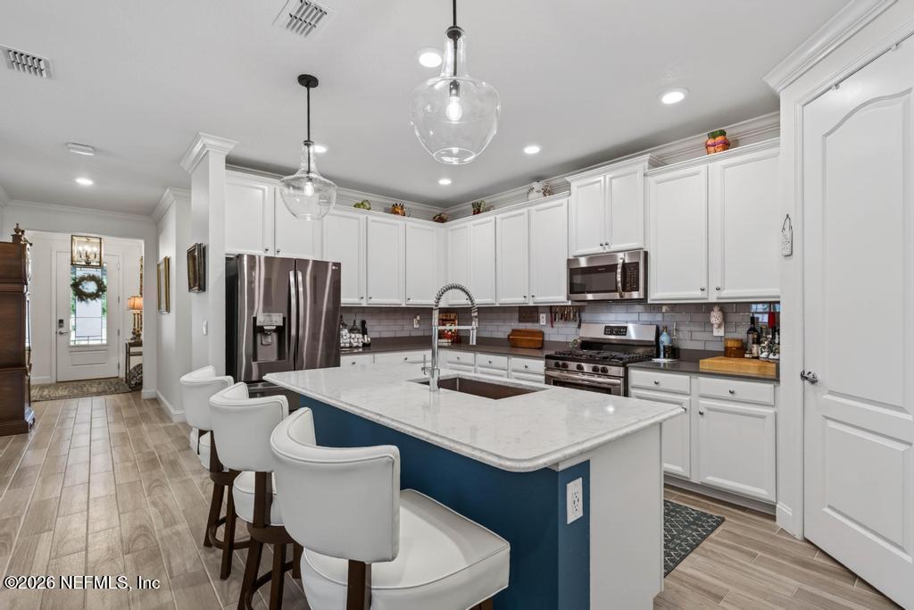 209 RIVERCLIFF Trail