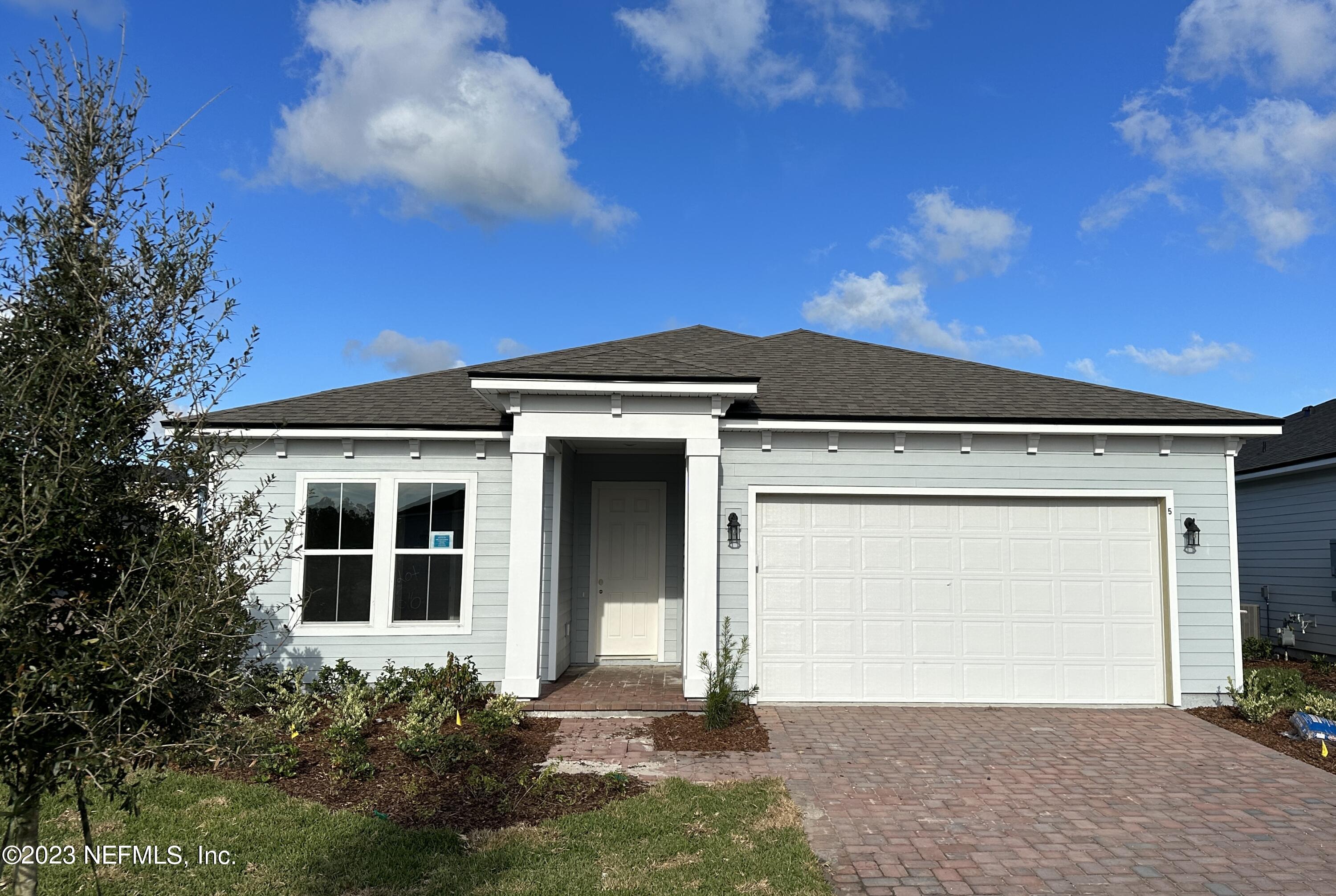 Palm Coast, FL home for sale located at 5 Jackson Blue Place, Palm Coast, FL 32137