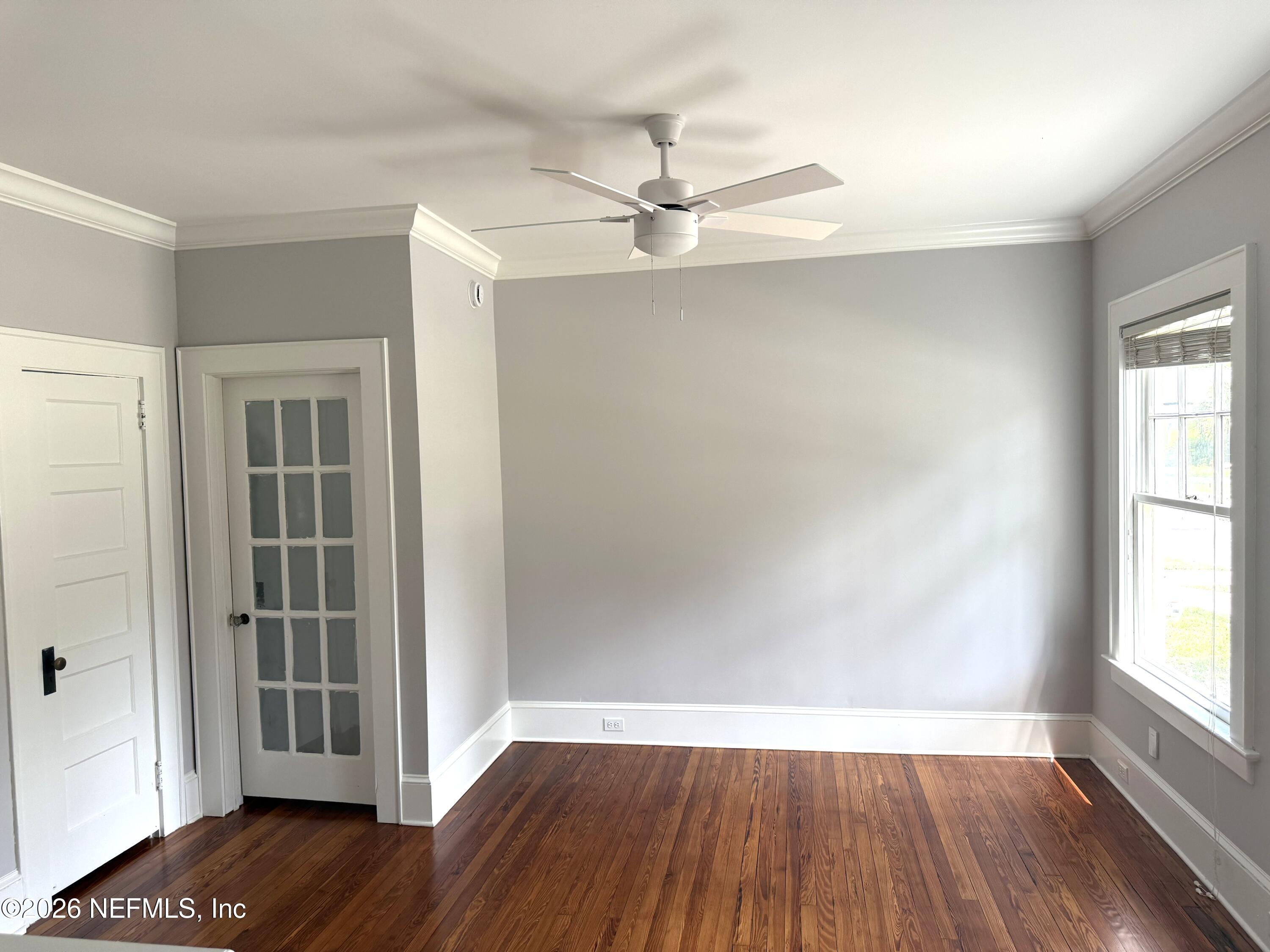 1736 NALDO Avenue 1736