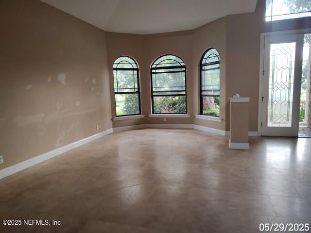 12995 HIGHLAND GLEN Way N