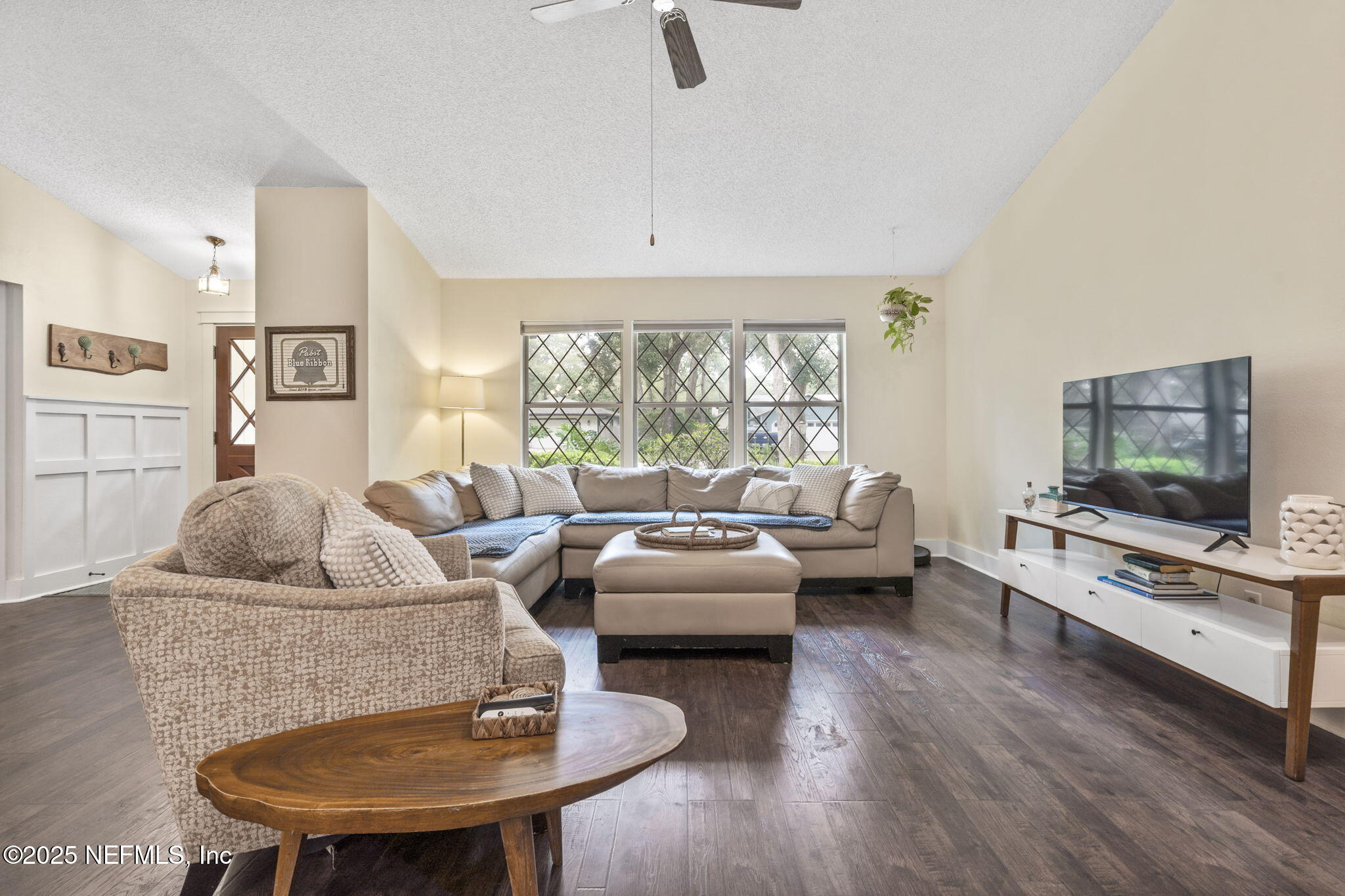 525 WOOD CHASE Drive