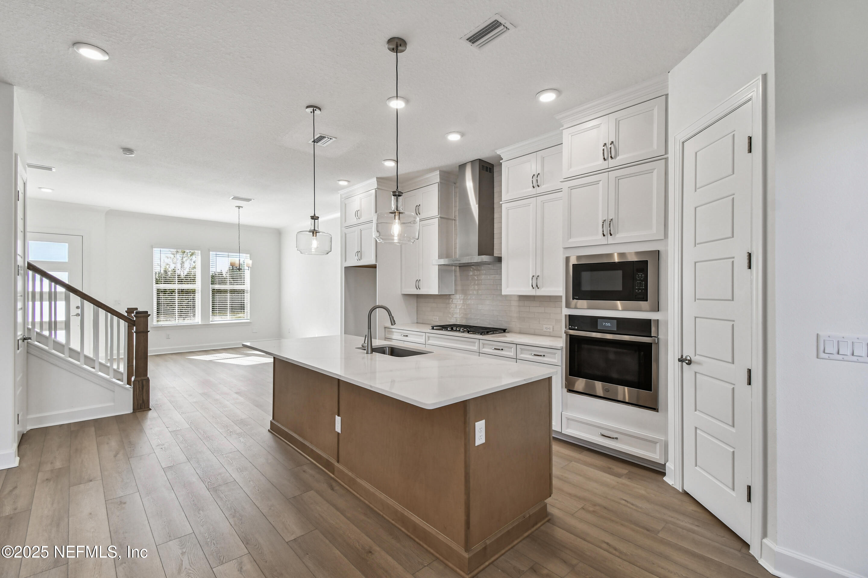 11913 MIRACLE WOODS Way