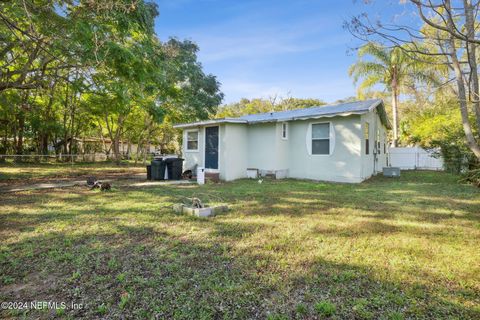 A home in Palatka