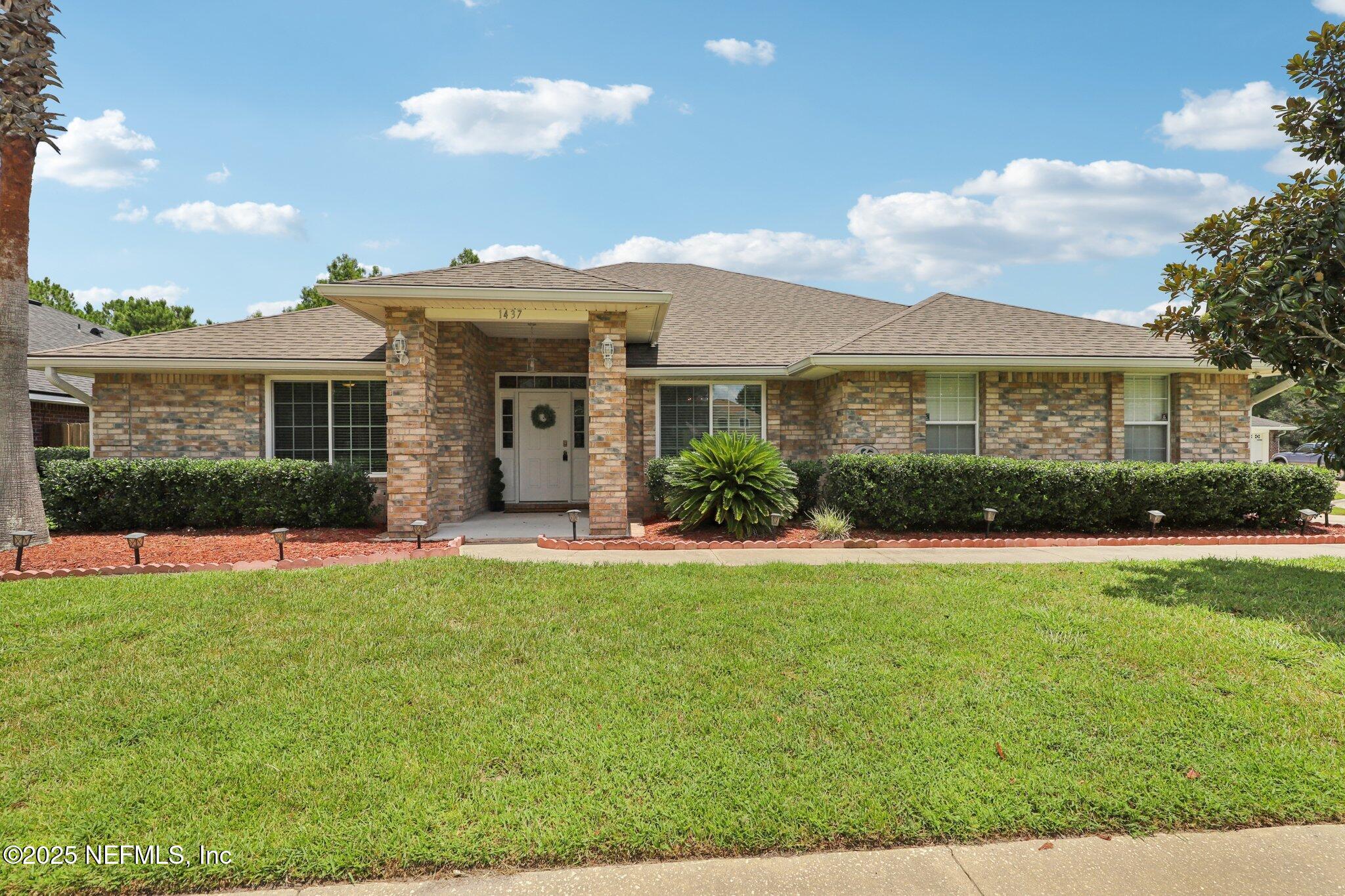 1437 HEATHER GLEN Lane