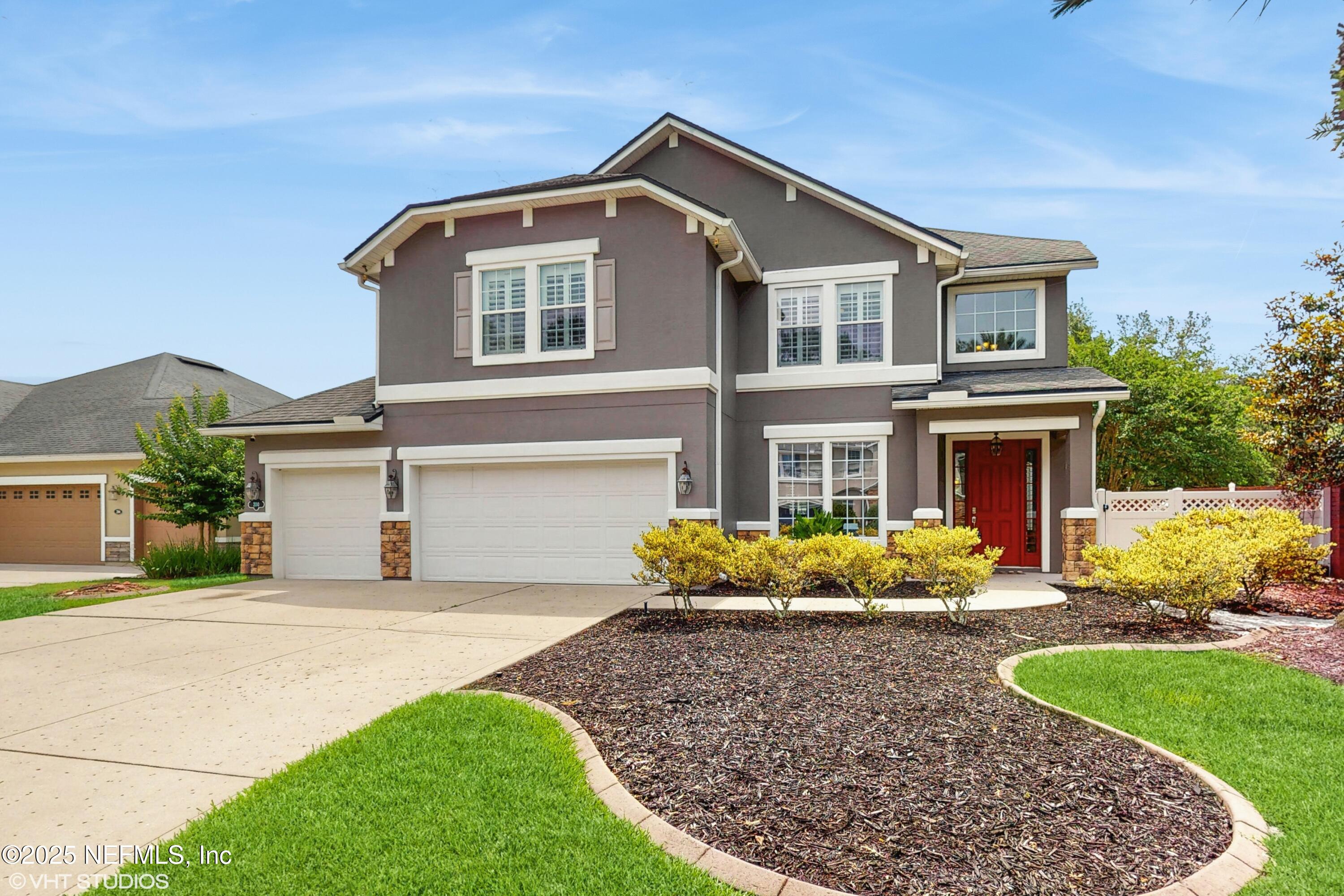 200 HUNTSTON Way
