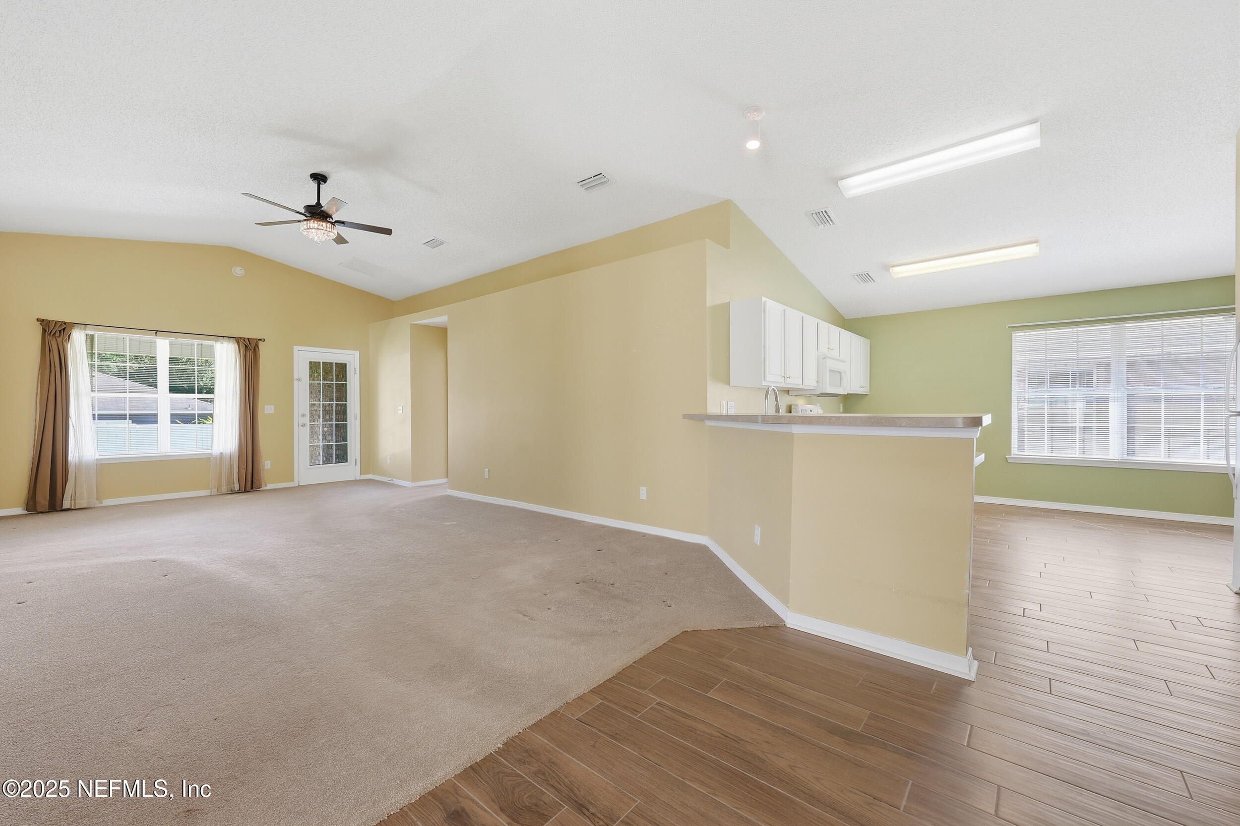 1849 CREEKVIEW Drive