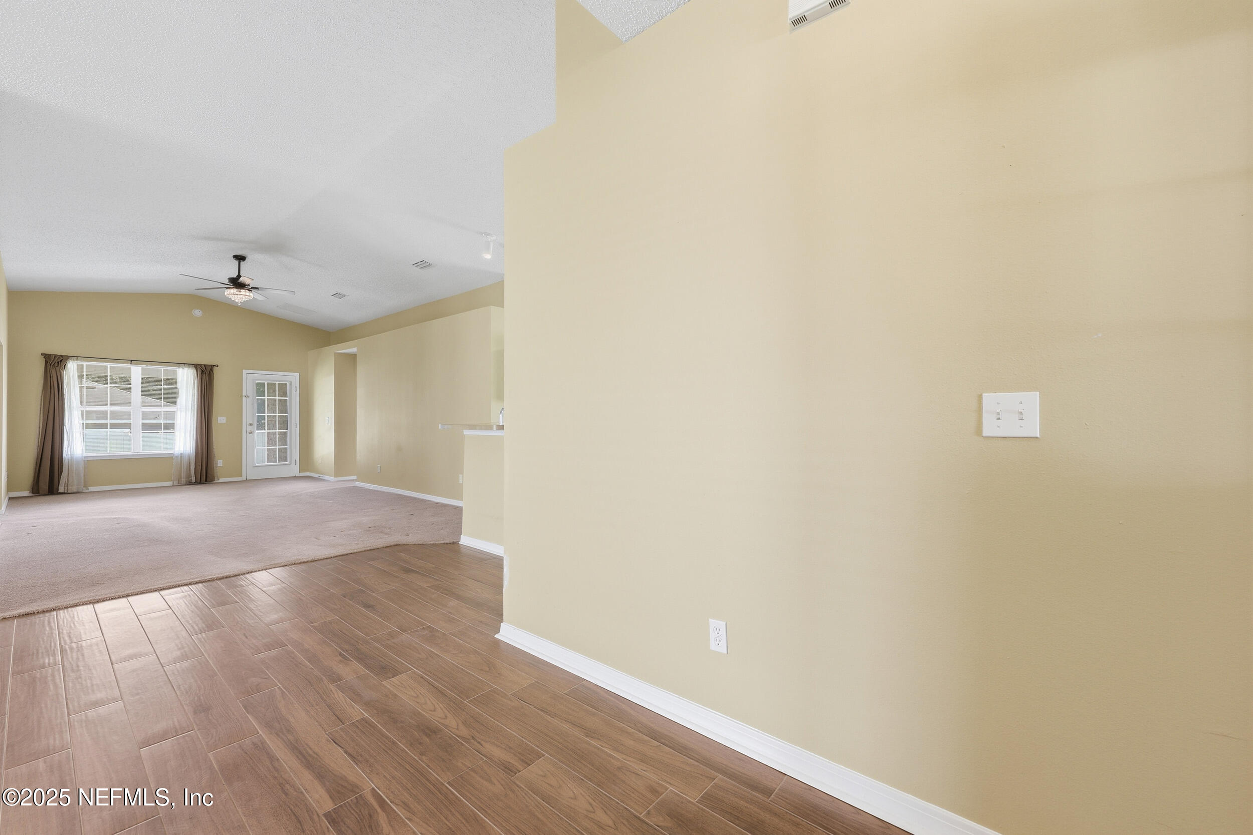 1849 CREEKVIEW Drive