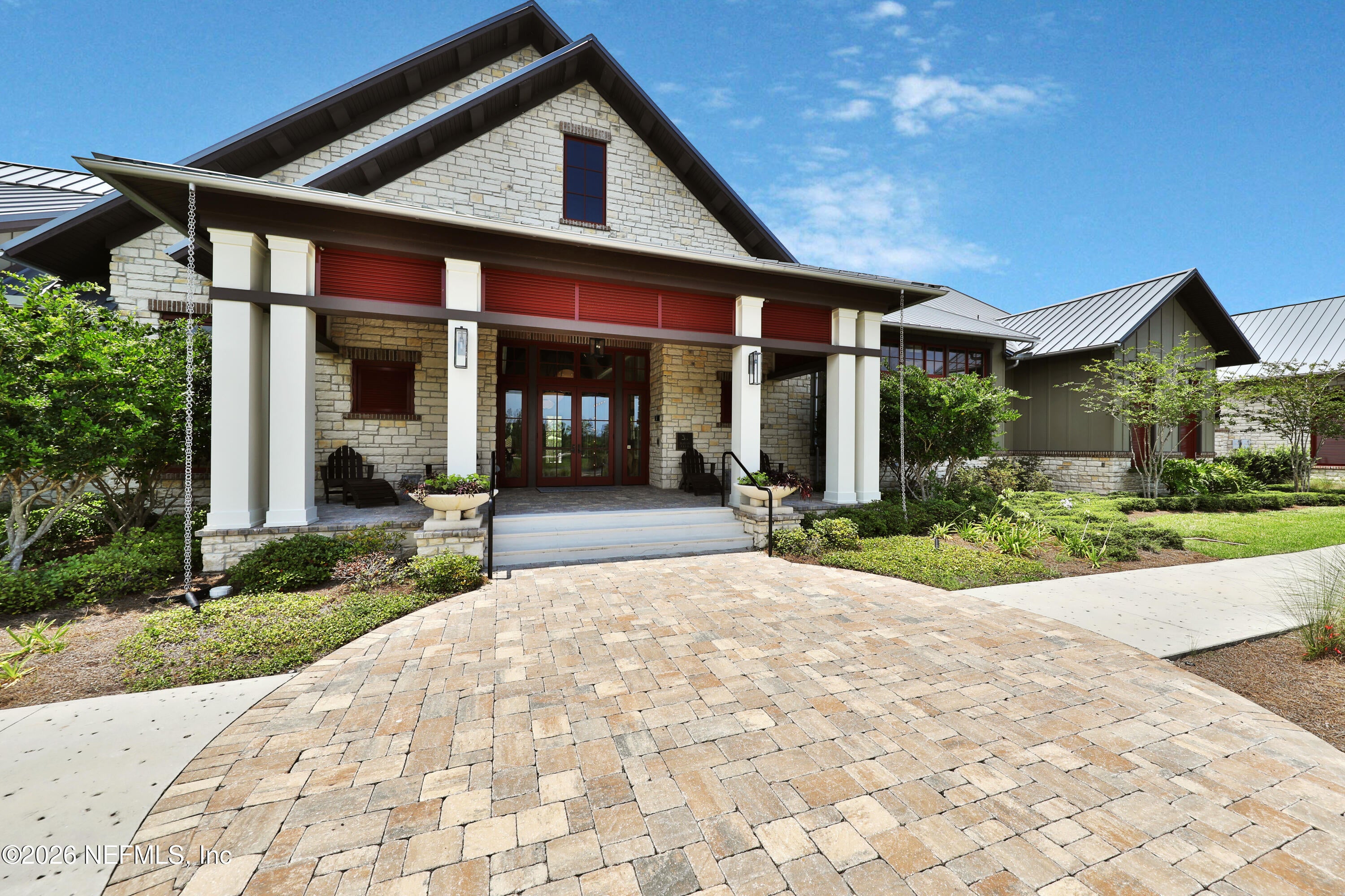 204 DONOVAN Drive