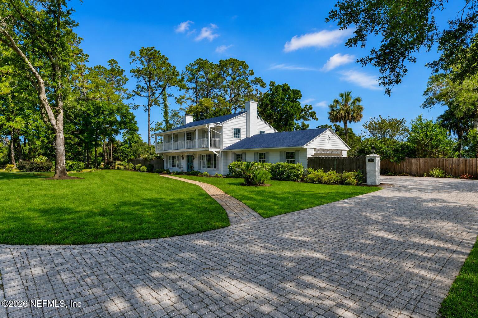 8239 HOLLYRIDGE Road