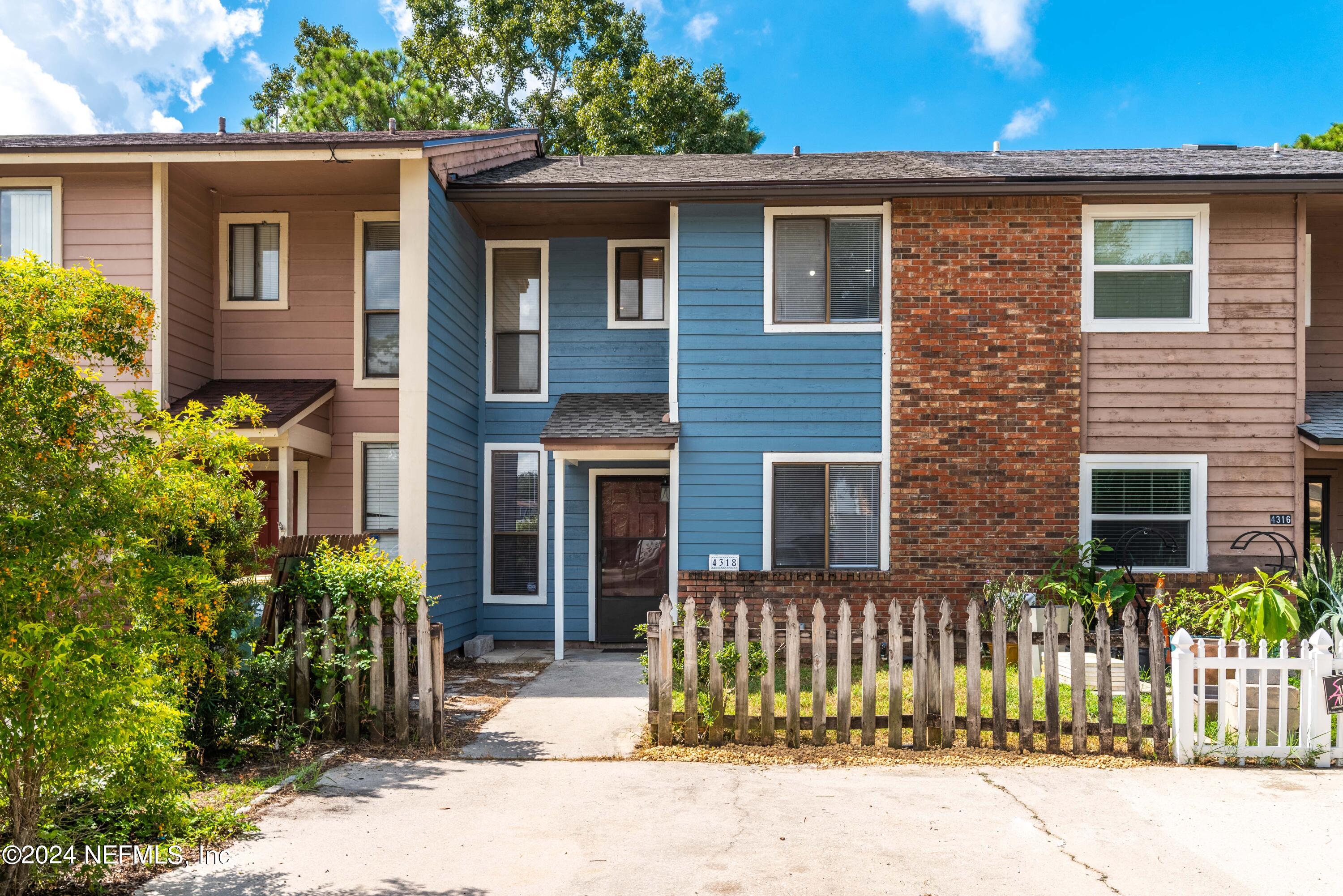 View Jacksonville, FL 32257 townhome