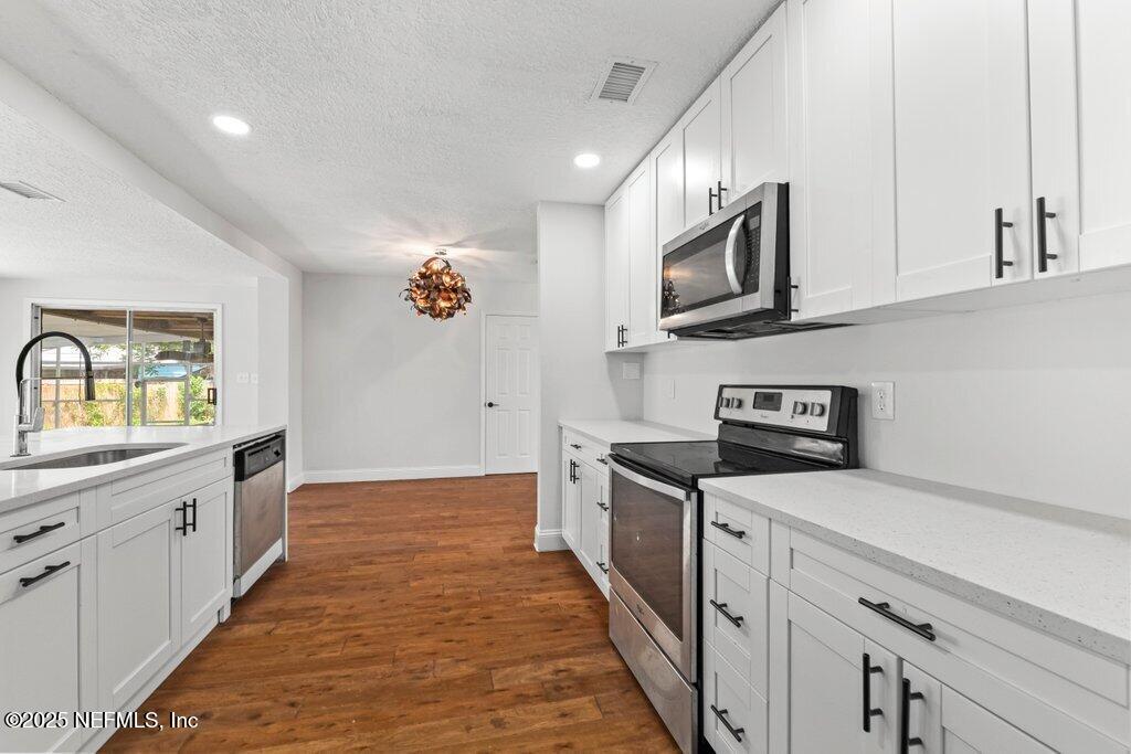 12031 ANTIBES Street