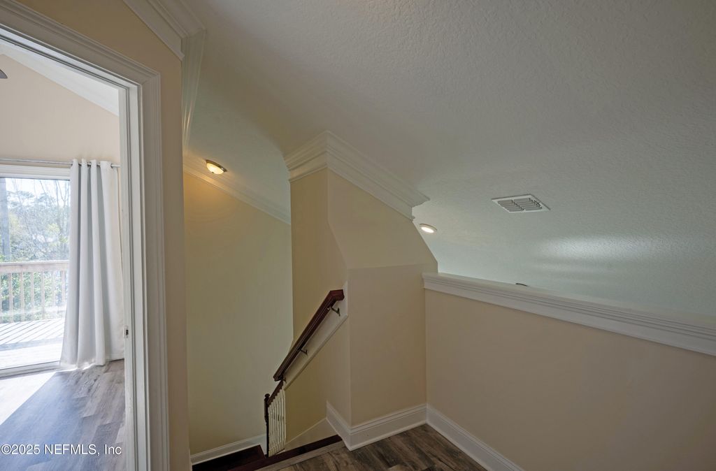 listing image 55