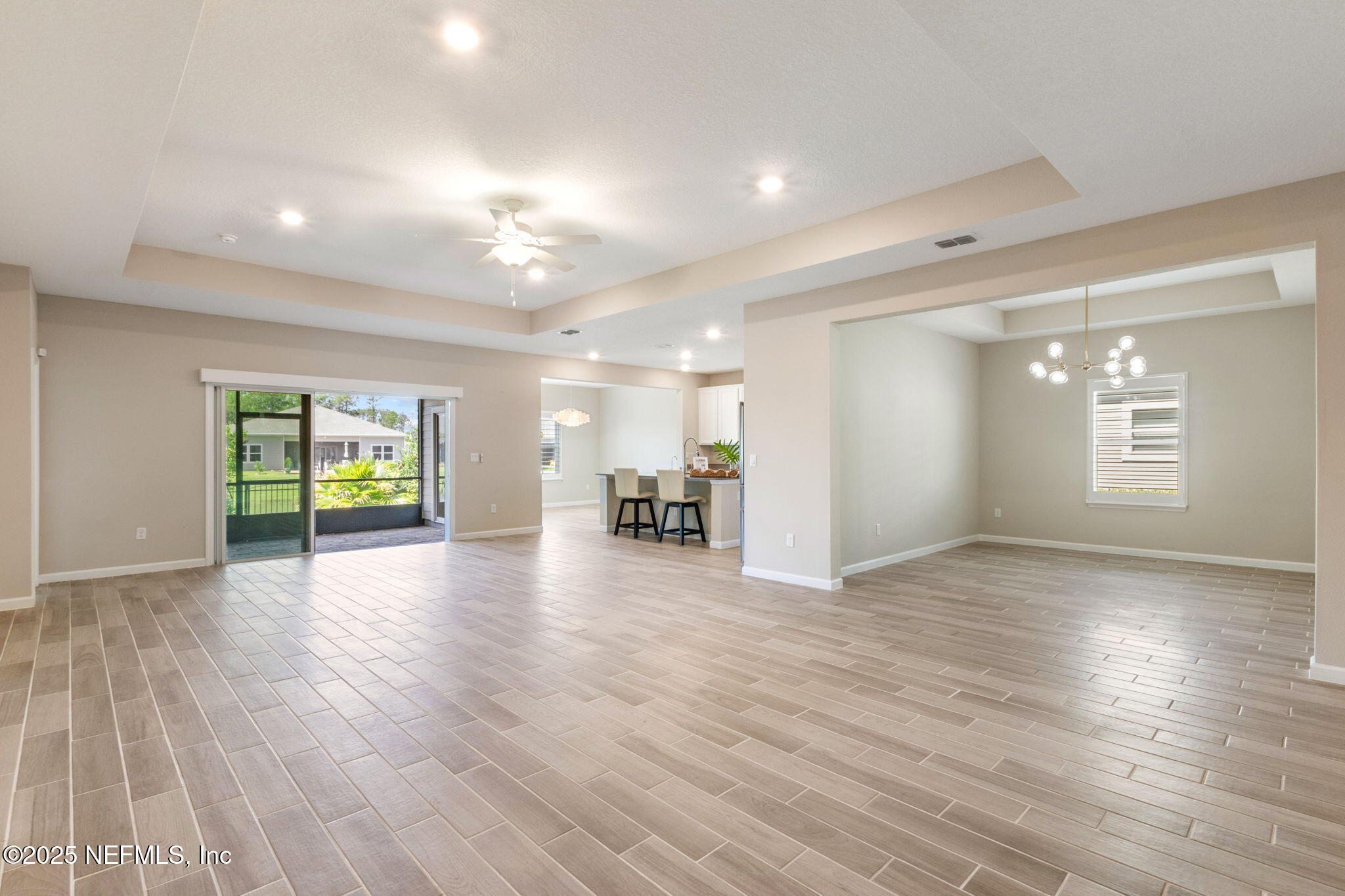 85173 FALL RIVER Parkway
