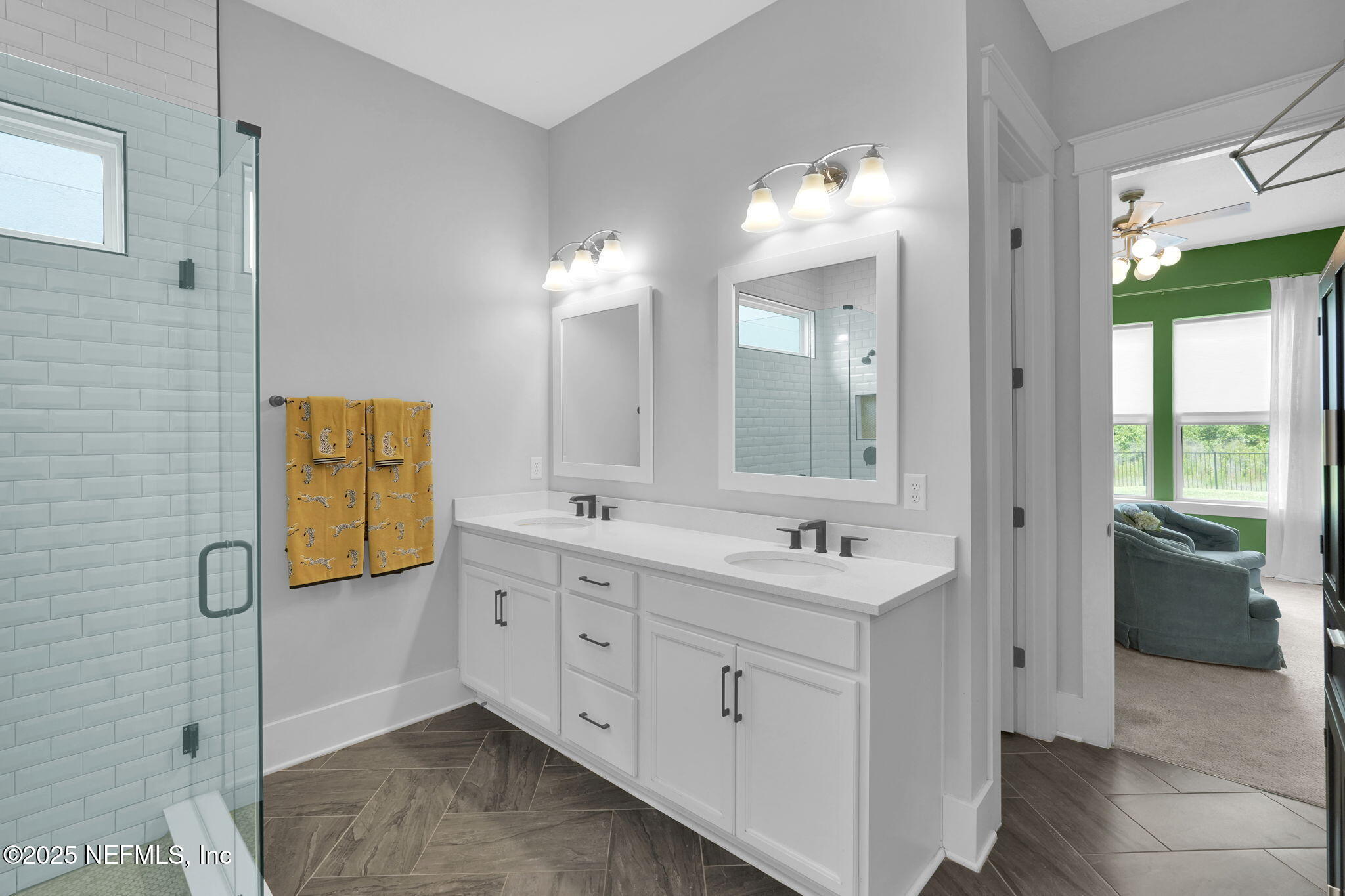 9813 FILAMENT Boulevard