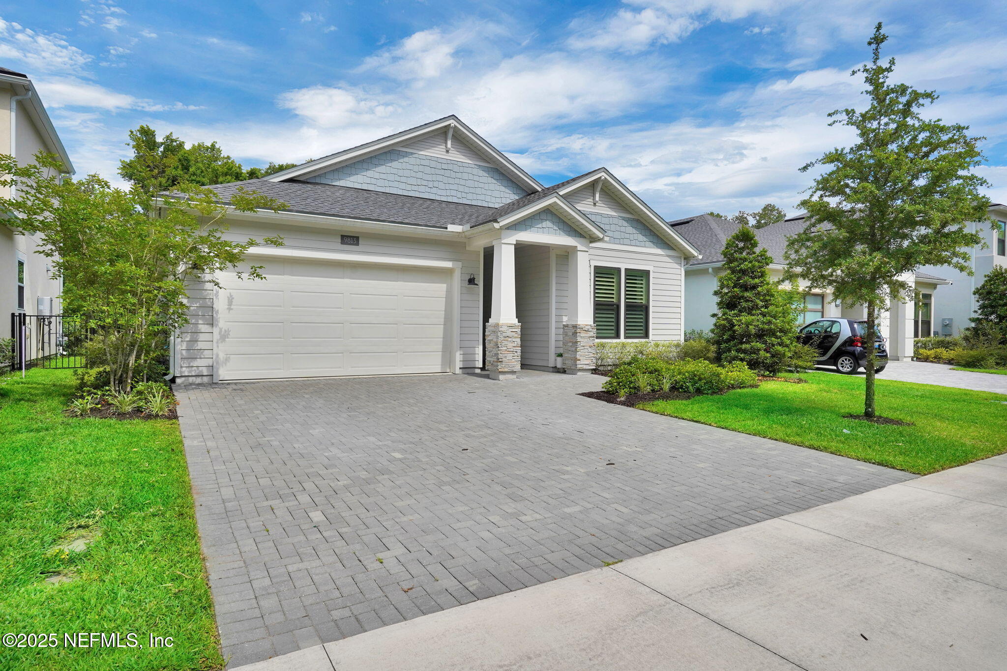 9813 FILAMENT Boulevard
