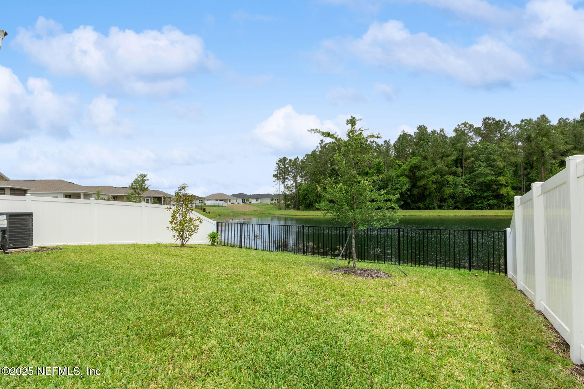 11325 STREAMSONG Drive