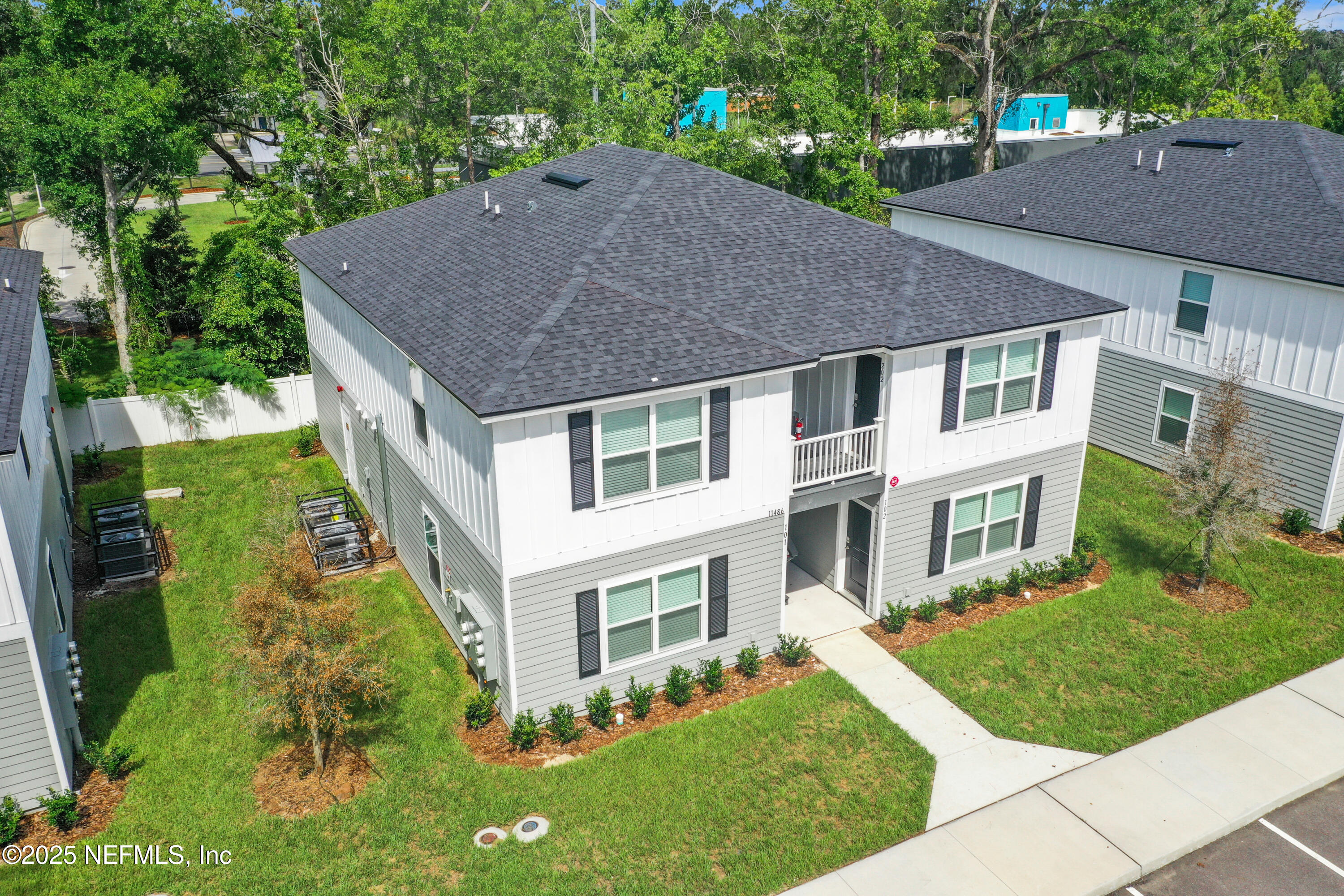 11486 OAKFIELD Court