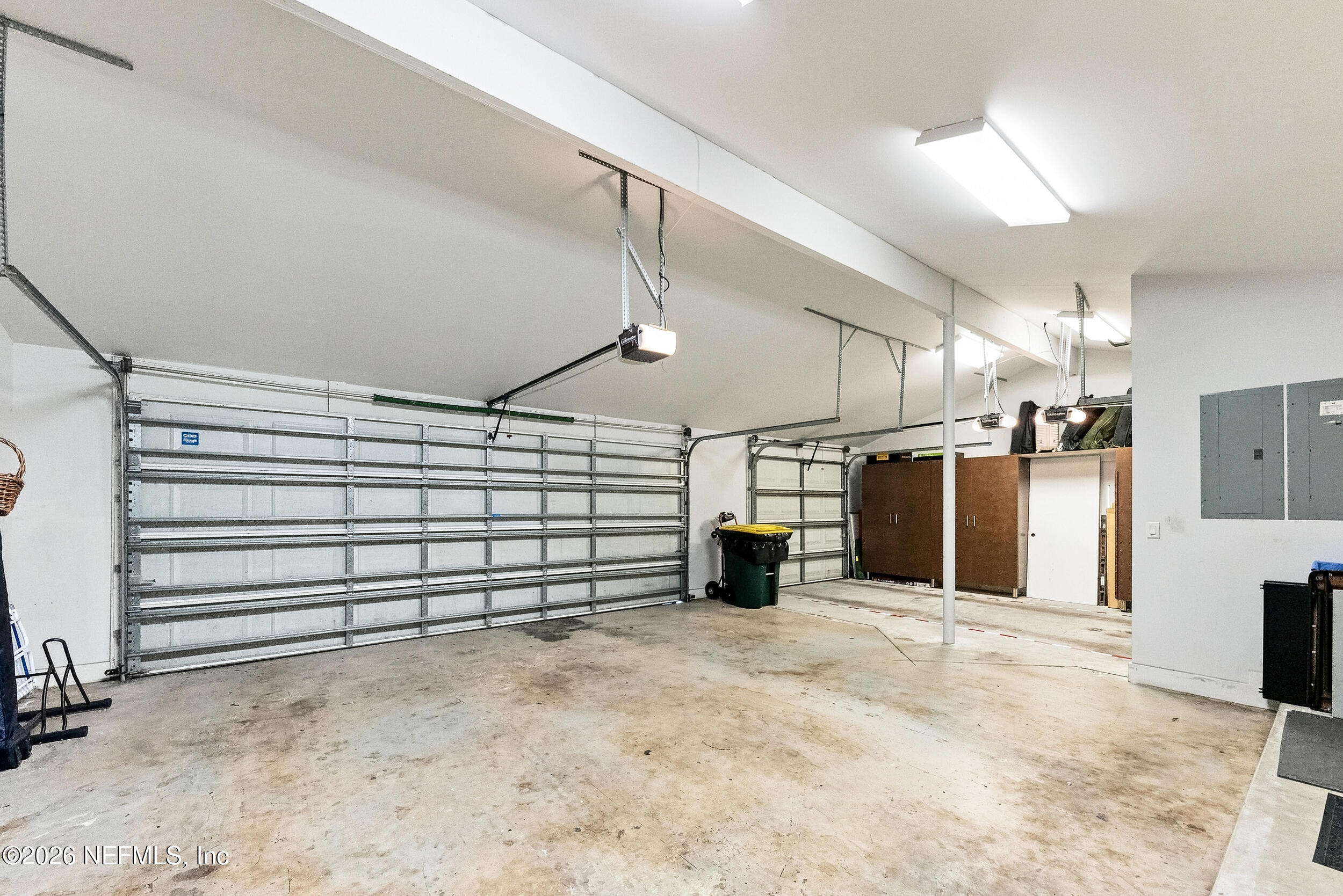 3076 ISSER Lane