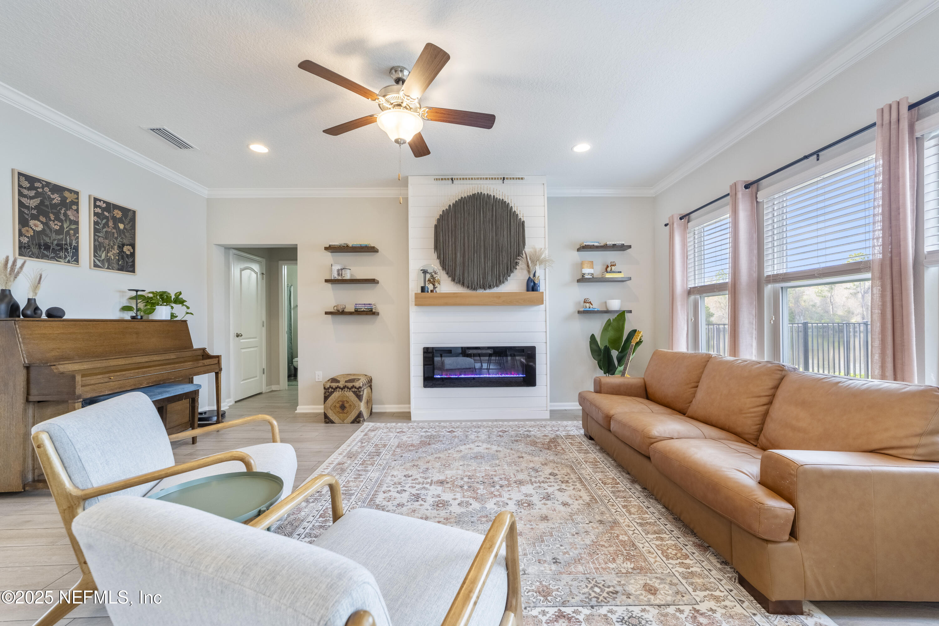 332 LOST LAKE Drive