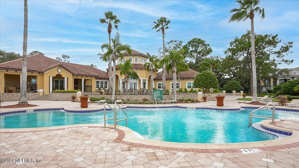 St Augustine, FL home for sale located at 1050 Bella Vista Boulevard Unit 10-116, St Augustine, FL 32084