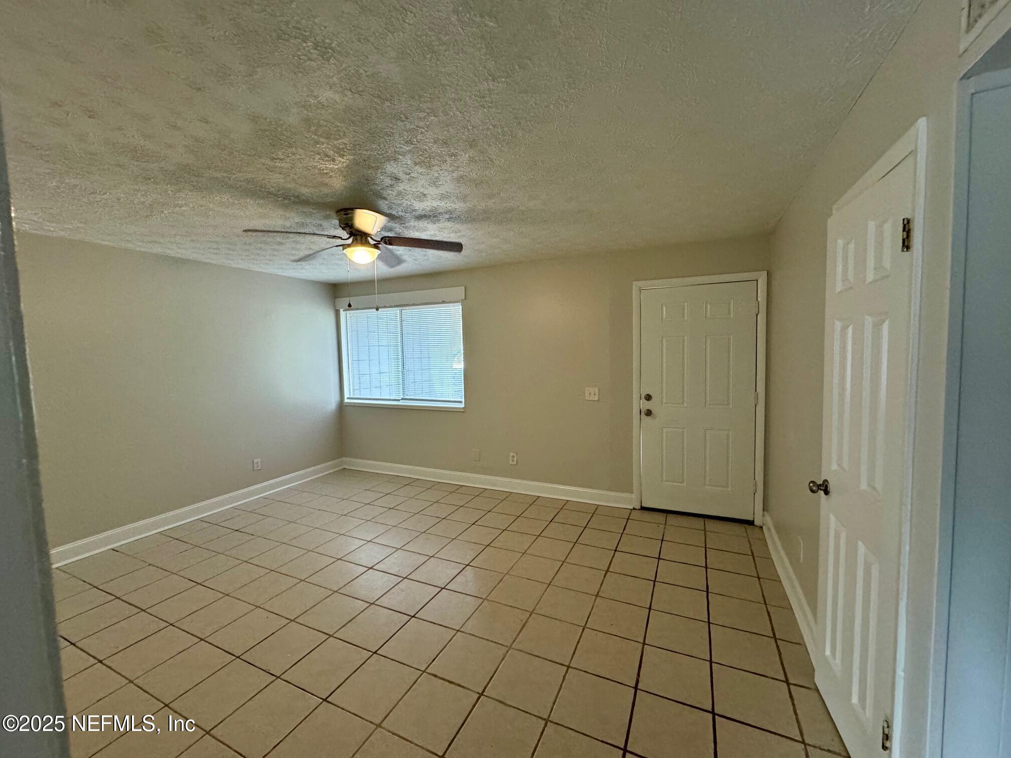 1641 E 16TH Street