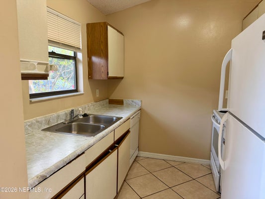 5142 RICKER RD APT 1, JACKSONVILLE, FL 32210 - Image eac7979e8f98e0a122f4eeb644b63fa8/960282588