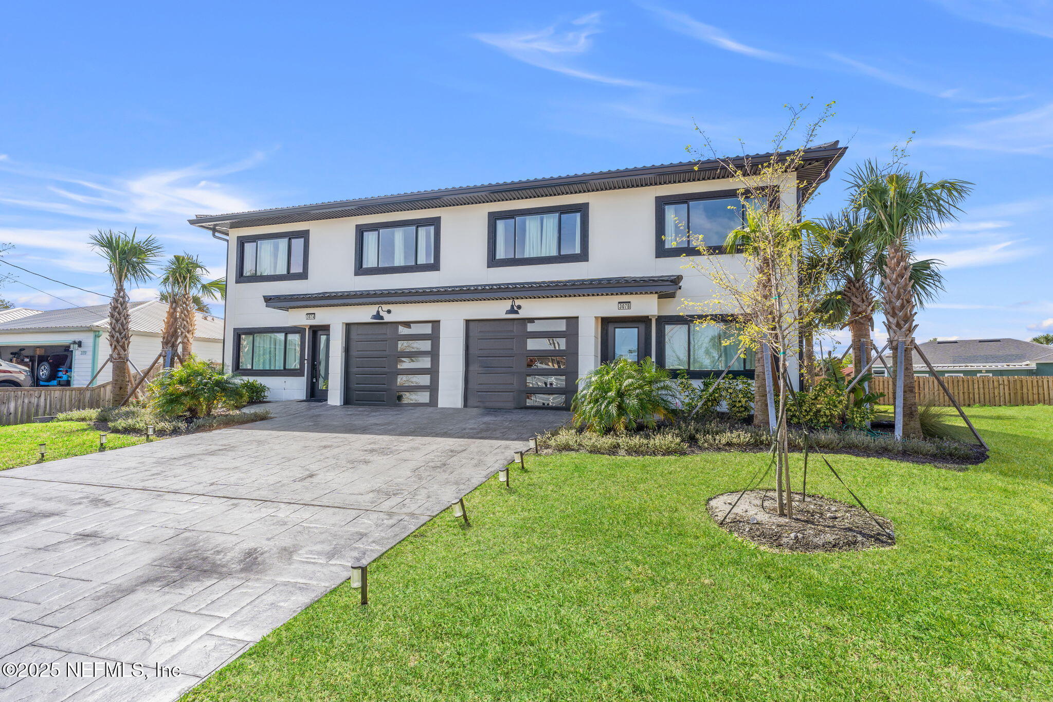 307 ARRICOLA Avenue UNIT A UNIT B