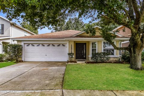 Photo of 12579 WOODFIELD Circle W, Jacksonville, FL 32258 (MLS # 2142890)