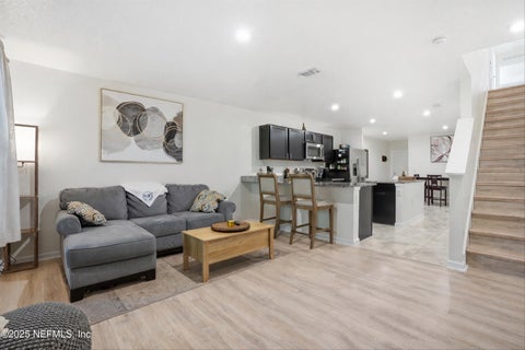 Photo of 5935 CREEKSIDE CROSSING Drive, Jacksonville, FL 32210 (MLS # 2167238)