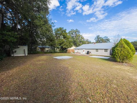 A home in Palatka