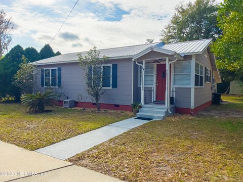 A home in Palatka