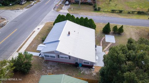 A home in Palatka