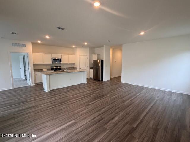 6235 SPLENDORA Lane