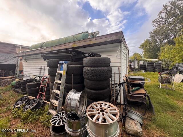 5547 RIVER FOREST Drive