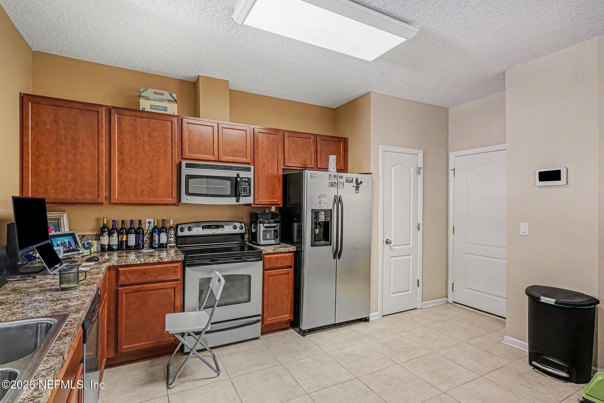 3764 HARTSFIELD FOREST Circle